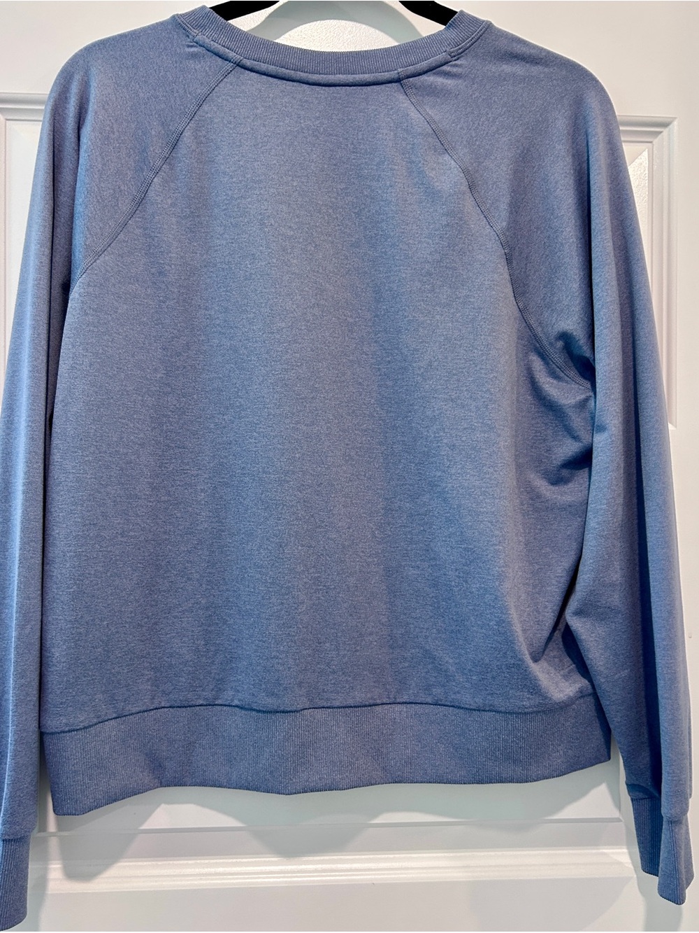 Vuori Halo Crew Top Women’s Pullover Long Sleeve Blue - Picture 7 of 10